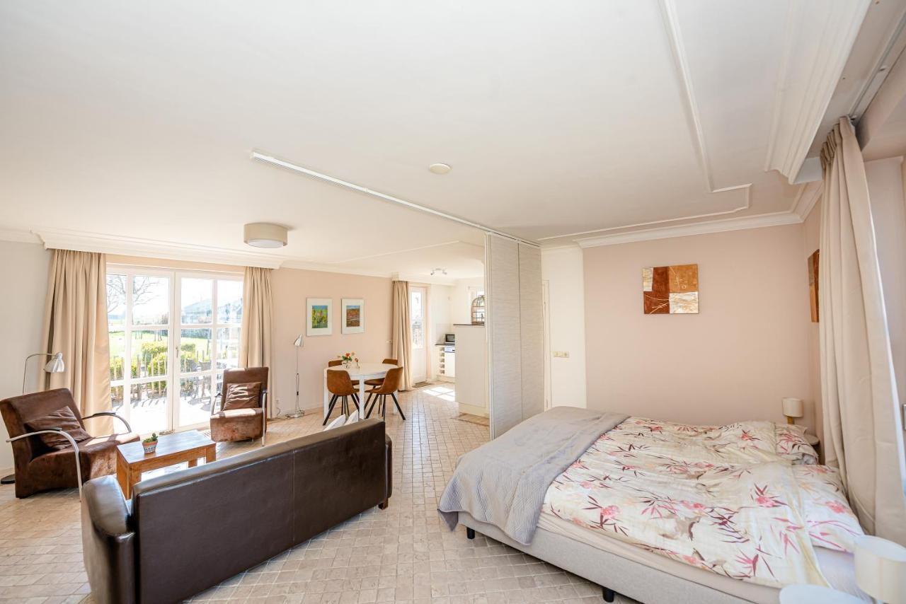 Bed & Breakfast 3*